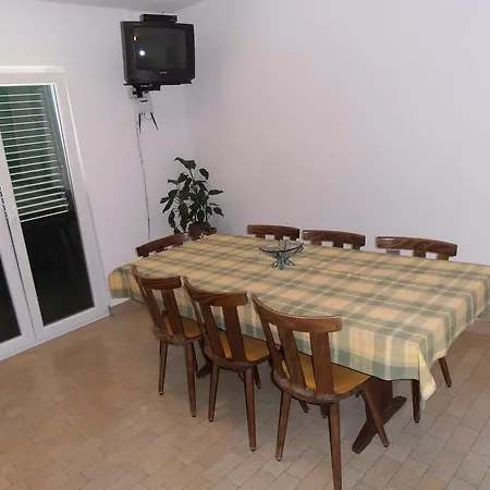Apartment Studio Besker *